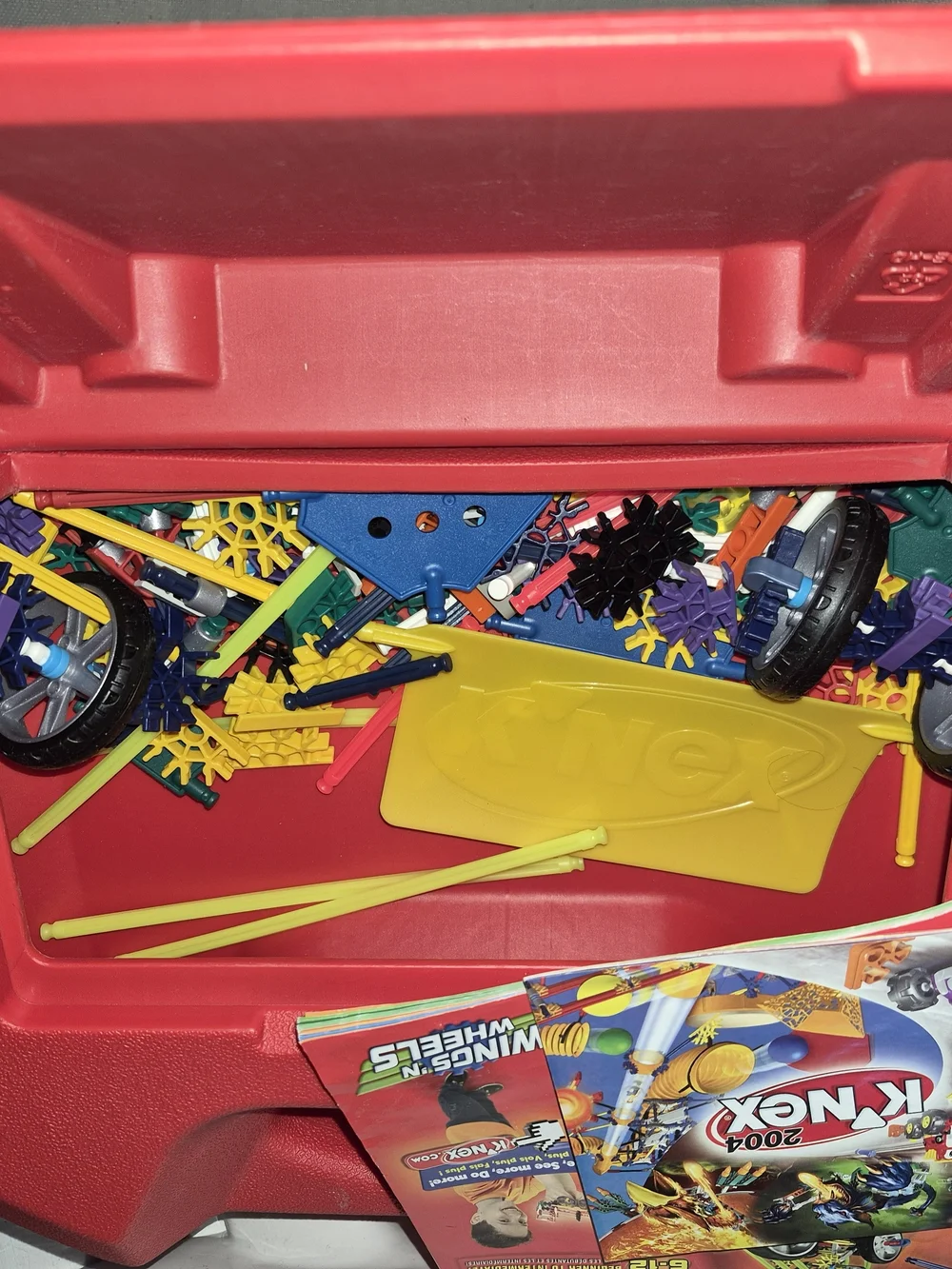 1997 K'NEX hard plastic Case